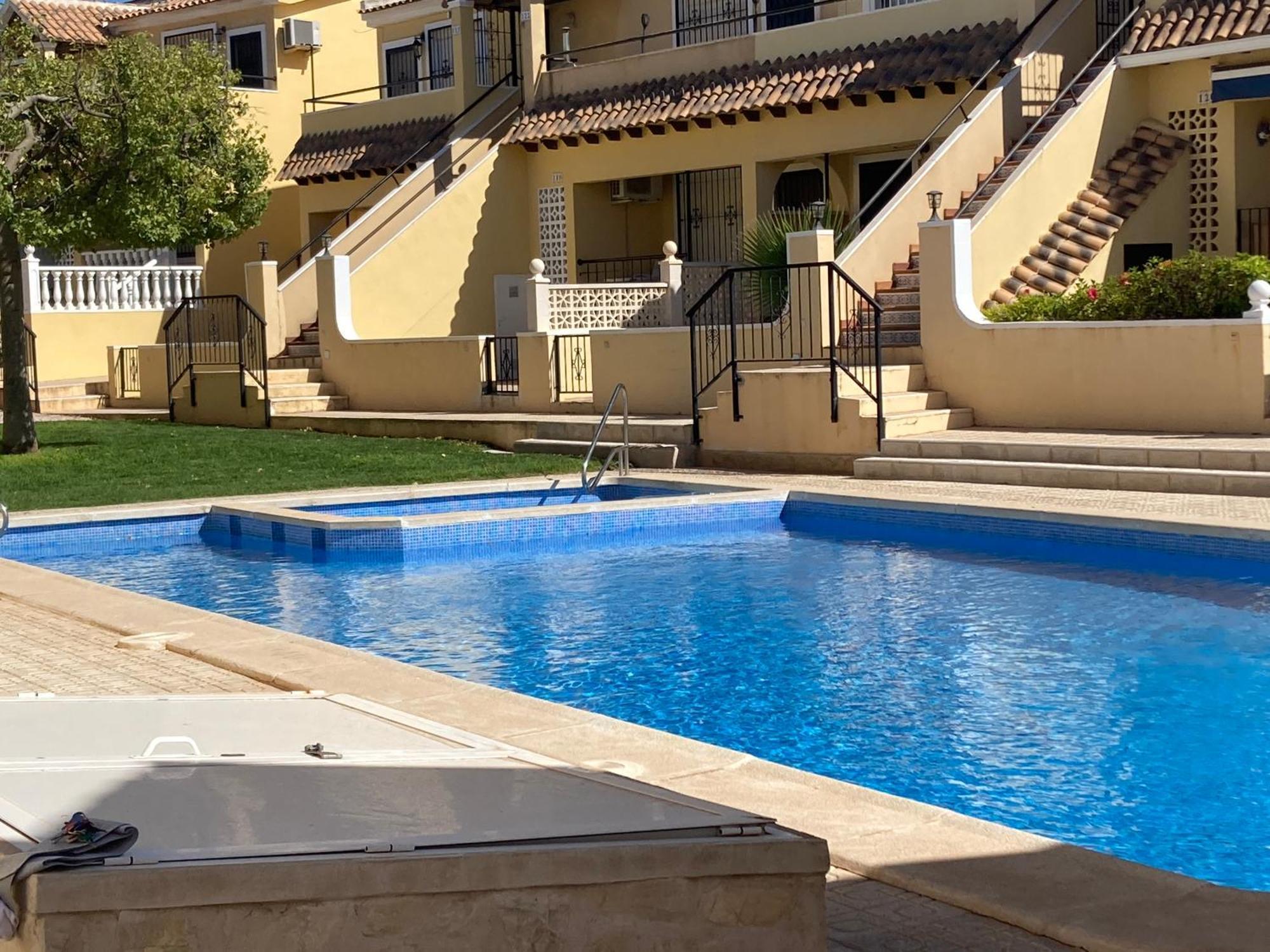 Villa Martin Secure Complex Two Bed Apartment With Access To Six Pools サン・ミゲル・デ・サリーナス エクステリア 写真
